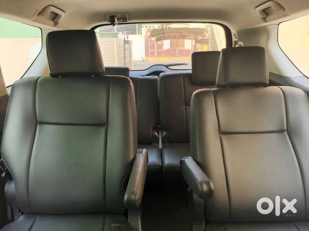 Toyota Innova Crysta 2017