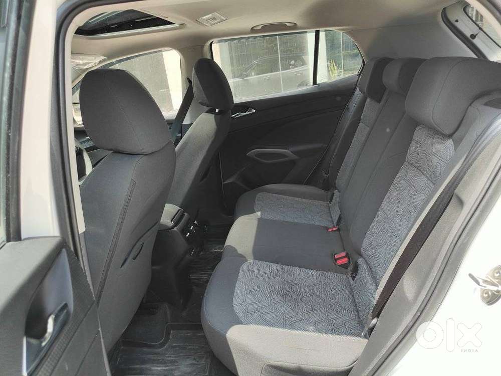 Skoda Kylaq Signature, 2026, Petrol