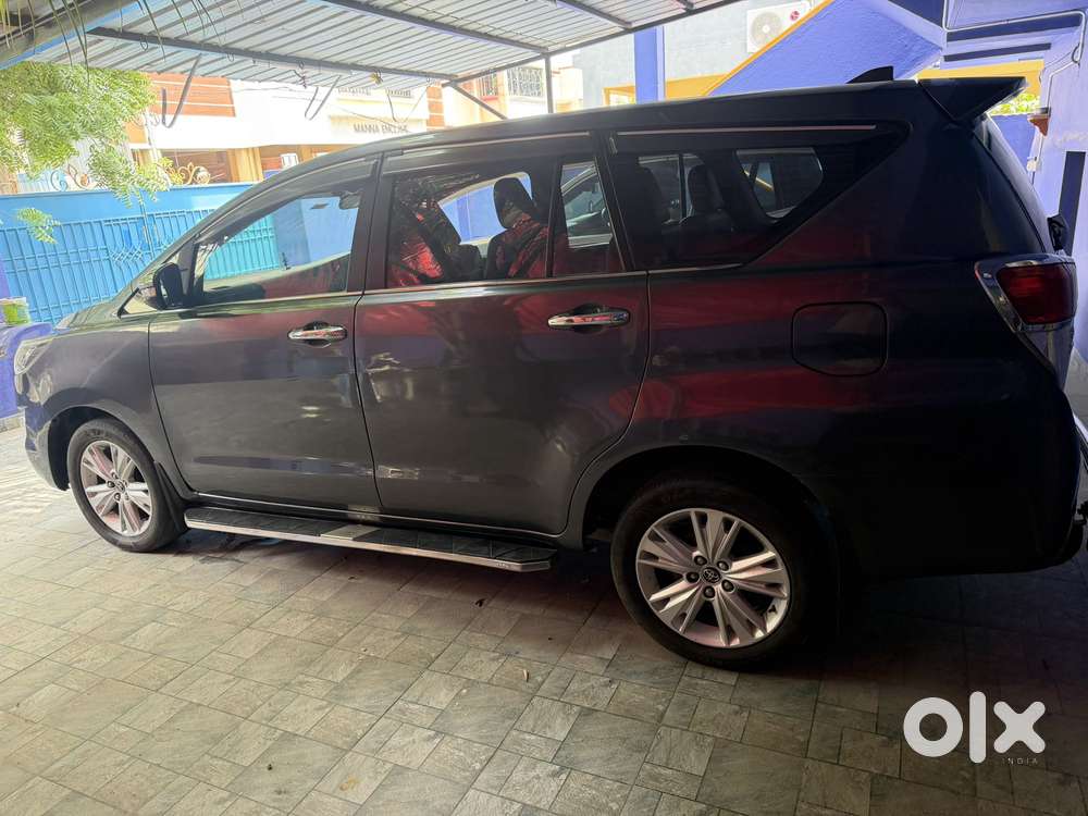 Toyota Innova Crysta 2.8 Z, 2016, Diesel