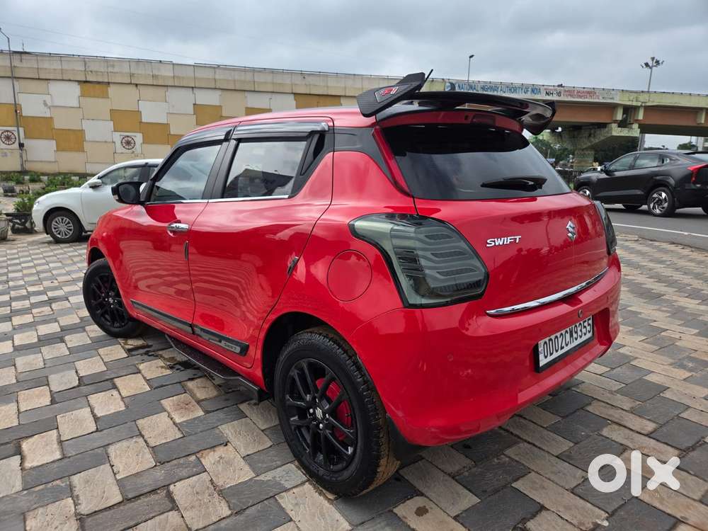 Maruti Suzuki Swift 1.3 Zxi, 2024, Petrol