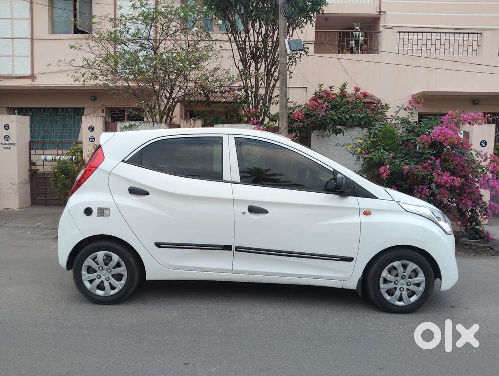 Hyundai Eon Magna Plus Blue Drive, 2015, Petrol