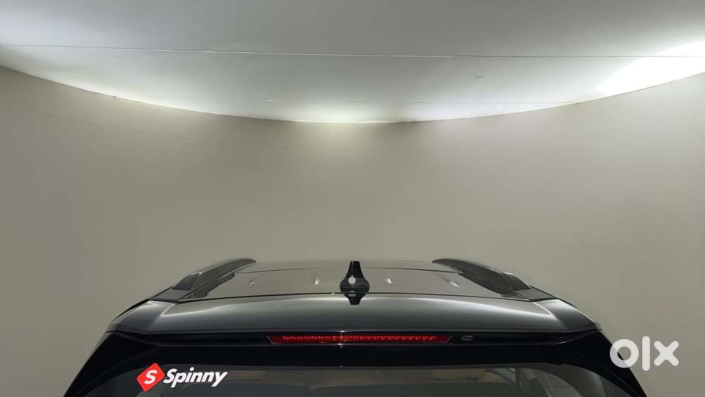 Mahindra Xuv700 2.2 Ax 5 Diesel At 7 Str, 2024, Diesel