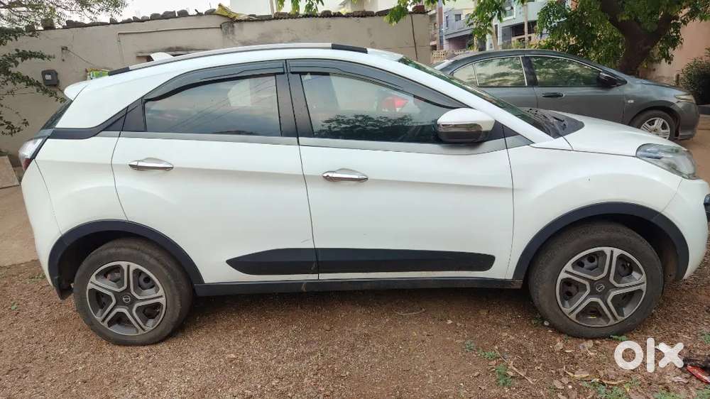 Tata Nexon 1.5 Revotorq Xt 2018 Diesel