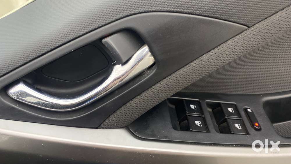 Tata Nexon 1.2 Revotron Xz Plus, 2017, Petrol