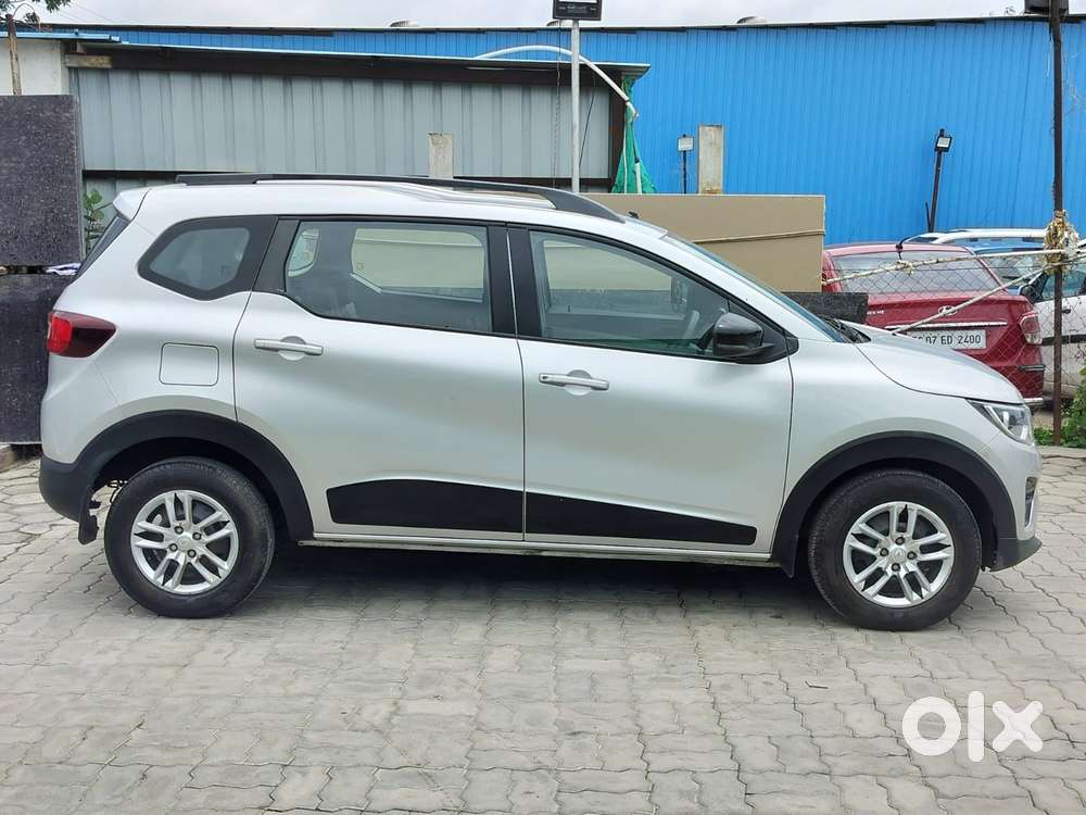 Renault Triber Rxt Easy-r Amt, 2024, Petrol