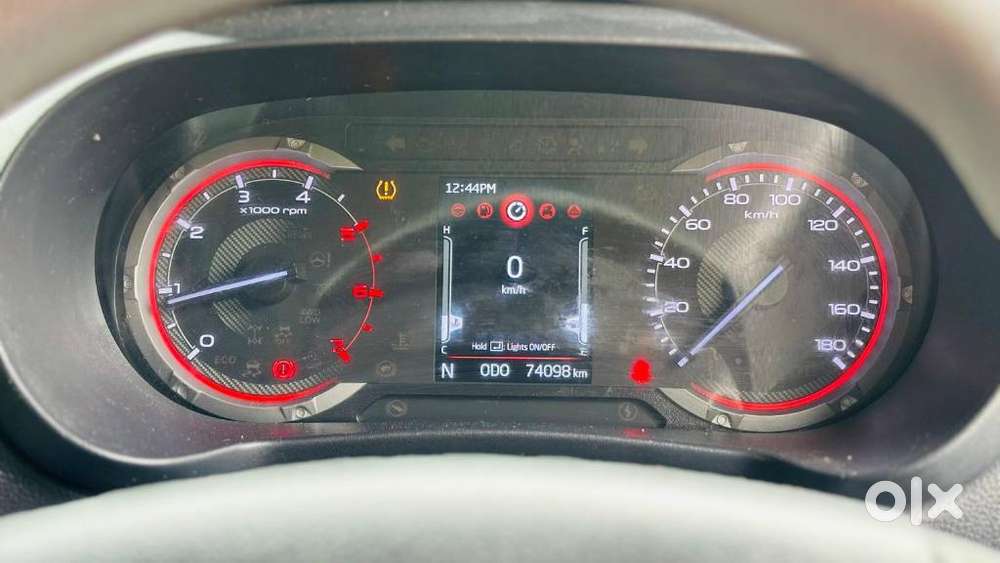 Mahindra Thar Lx Convertible Top Diesel Mt 4wd, 2021, Diesel