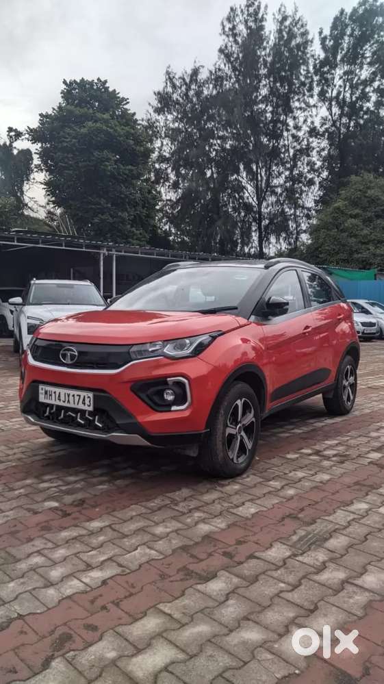 Tata Nexon 1.2 Revotron Xza Plus Premium, 2022, Petrol
