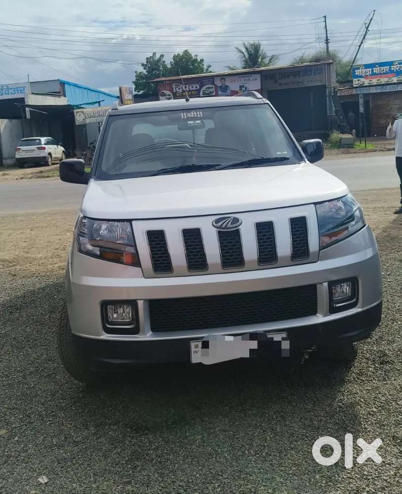 Mahindra Tuv 300 2018