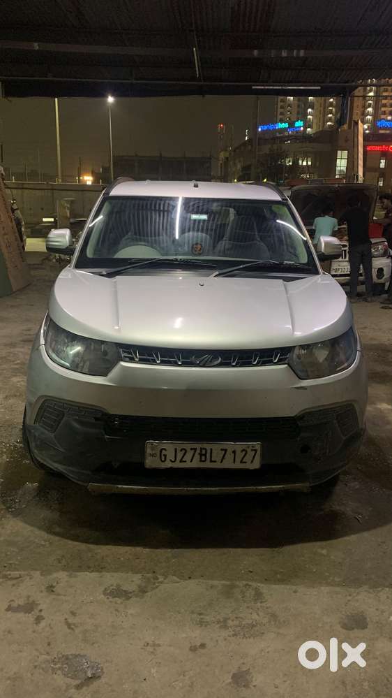 Mahindra Kuv 100 2017 Petrol Good Condition