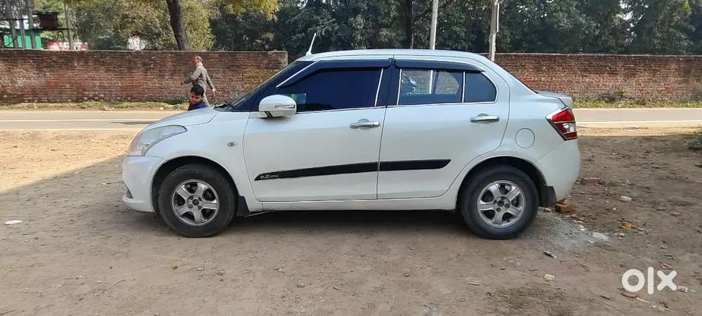 Maruti Suzuki Swift Dzire 2016 Cng & Hybrids 76000 Km Driven