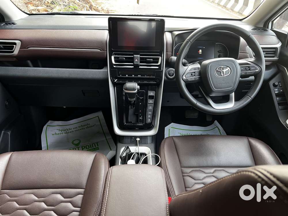 Toyota Innova Hycross 2.0 Vx Hybrid 7 Str, 2025, Petrol