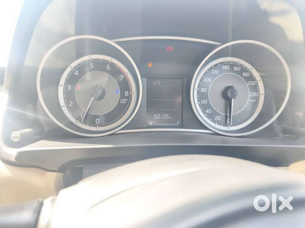 Maruti Suzuki Dzire 1.2 Vxi, 2022, Petrol