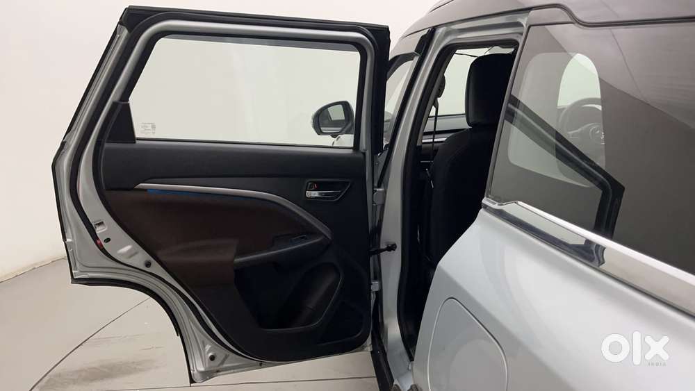Maruti Suzuki Vitara Brezza 1.5 Zxi Plus At Dual Tone, 2023, Petrol