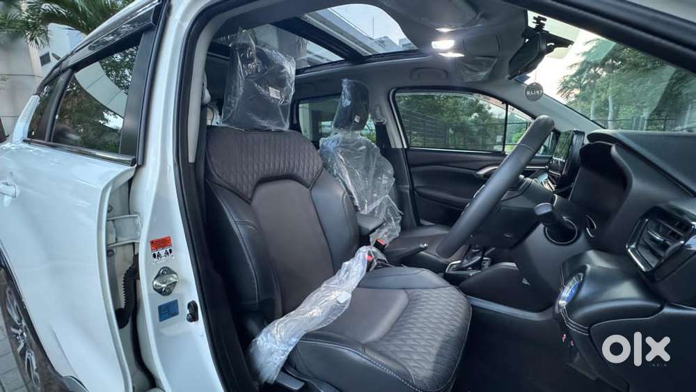 Maruti Suzuki Grand Vitara Alpha Smart Hybrid, 2024, Petrol
