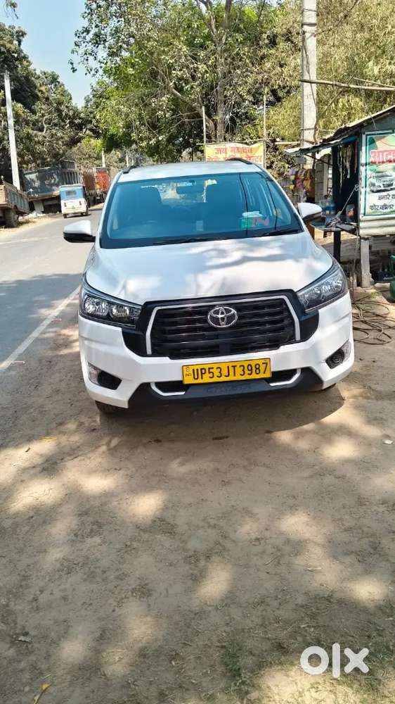 Toyota Innova Crysta 2023 Diesel 85000 Km Driven