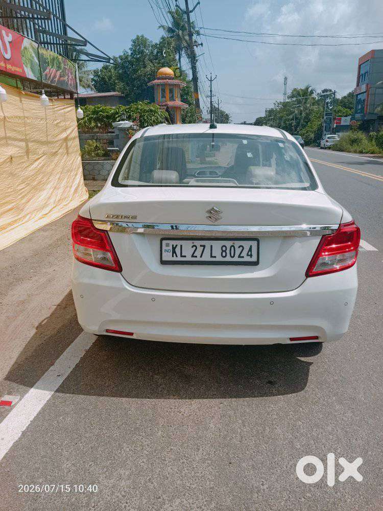 Maruti Suzuki Dzire 1.2 Vxi, 2023, Petrol