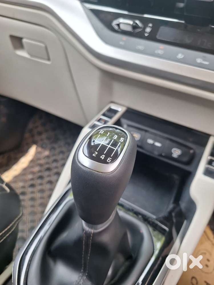Kia Carens 1.5 Prestige 7 Str, 2024, Petrol
