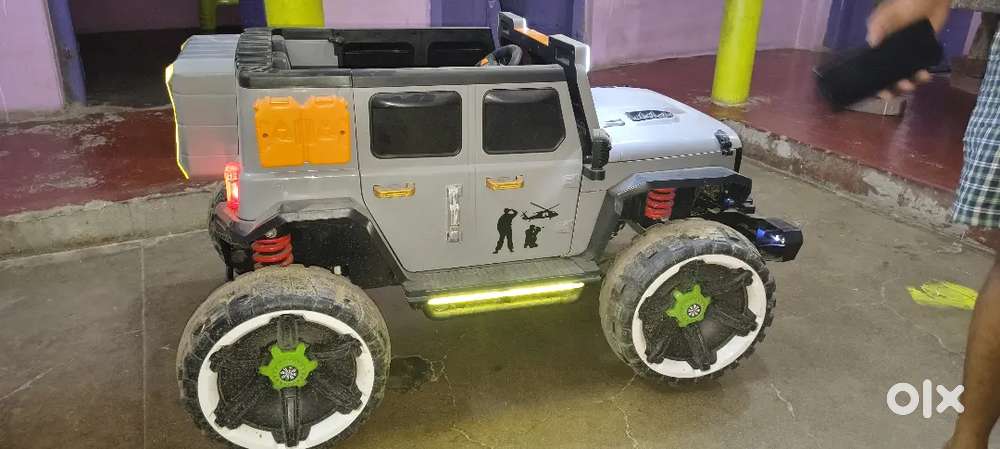 Mahindra Thar Roxx 2025