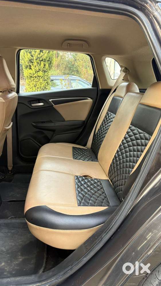 Honda Jazz V Automatic, 2016, Petrol