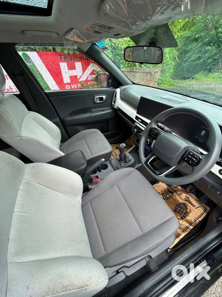 Hyundai Venue, 2025, Petrol