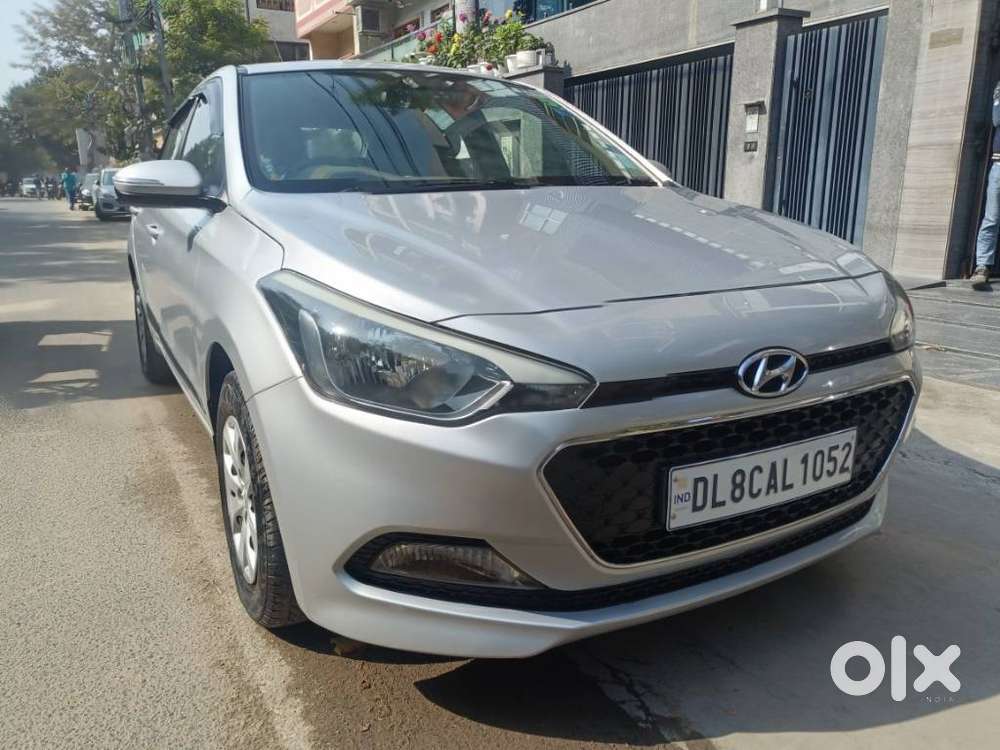 Hyundai I20 Sportz 1.2 Mt Dual Tone, 2015, Cng & Hybrids