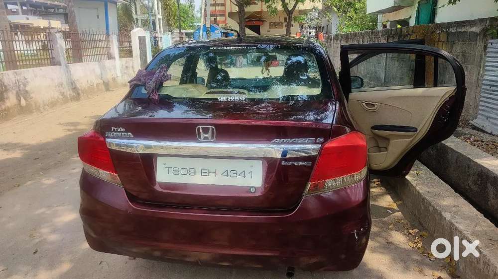 Honda Amaze 2015 Petrol Well Maintained .good Condition