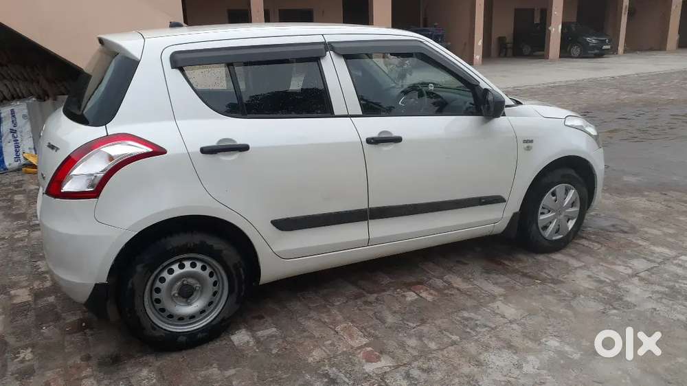 Maruti Suzuki Swift 2016