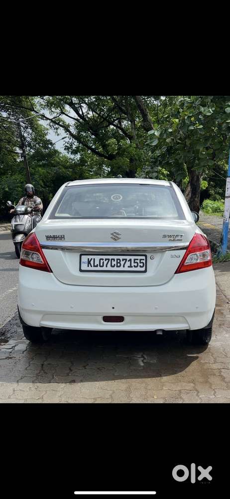 Maruti Suzuki Swift Dzire 1.2 Zxi Bsiv, 2014, Petrol