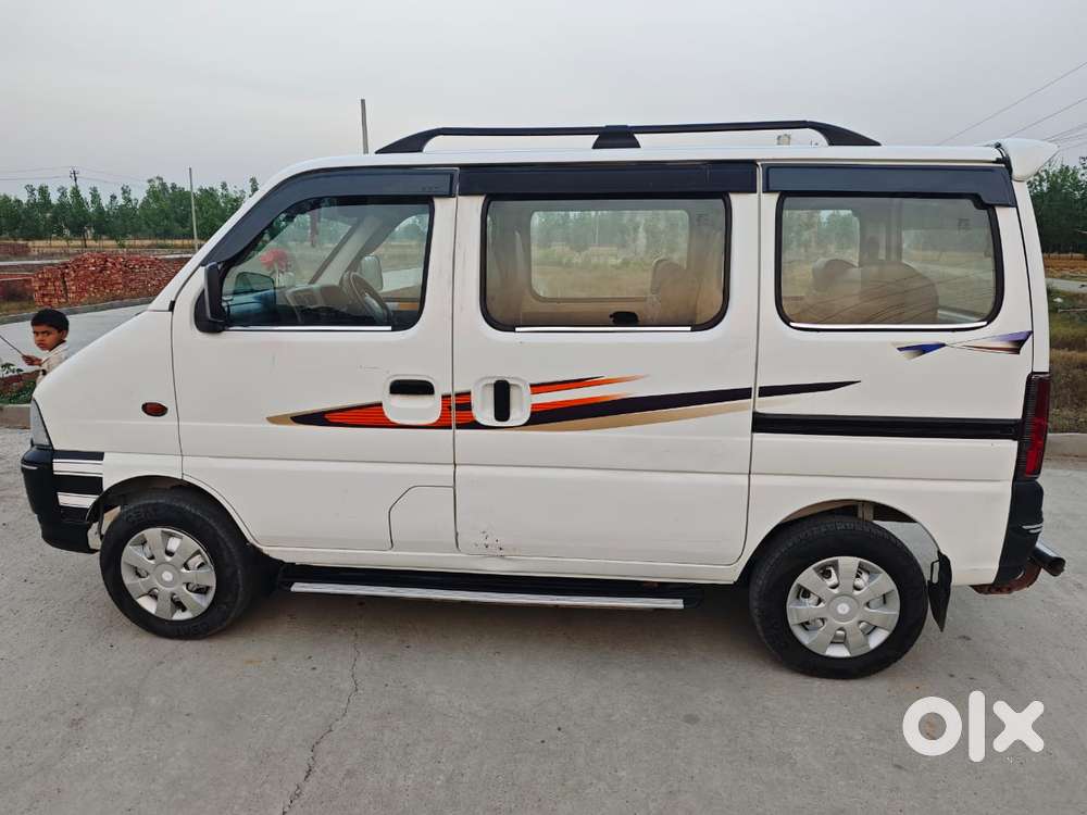 Maruti Suzuki Eeco 1.2 7 Str Std(o), 2022, Cng & Hybrids