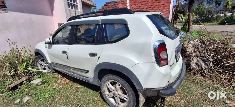 Renault Duster 2015 Diesel 86000 Km Driven