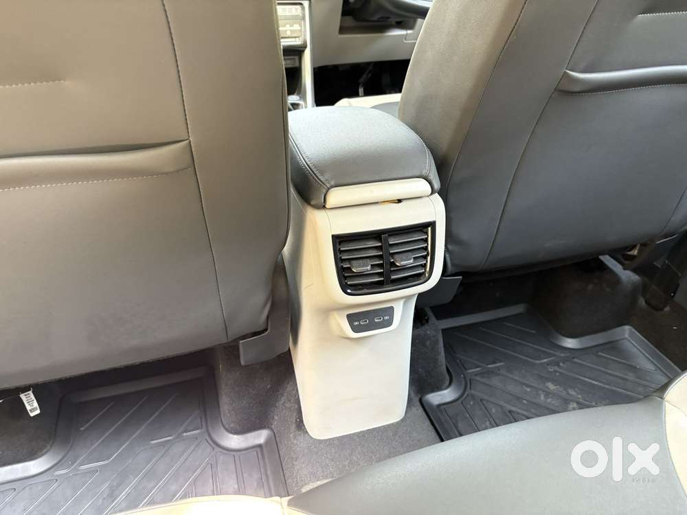 Volkswagen Taigun Gt Plus 1.5 Tsi Dsg (electric Seats), 2024, Petrol