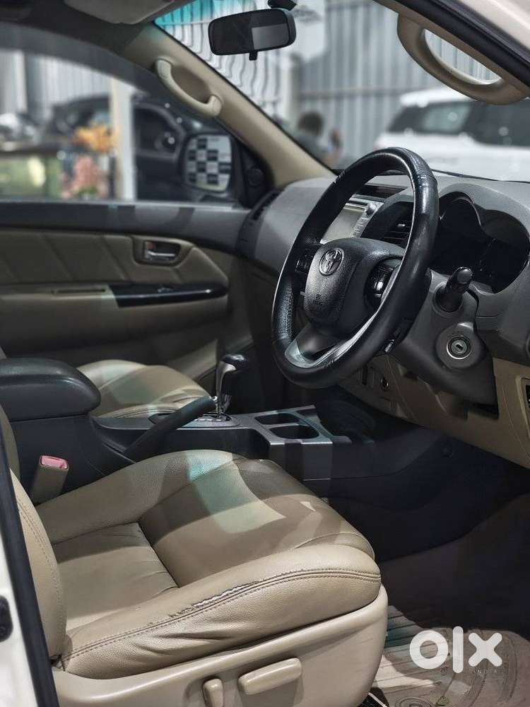 Toyota Fortuner 3.0 4x2 Automatic, 2013, Diesel