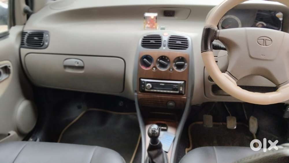 Tata Indica V2 Xeta 1.4 Gls Bsiii, 2011, Petrol
