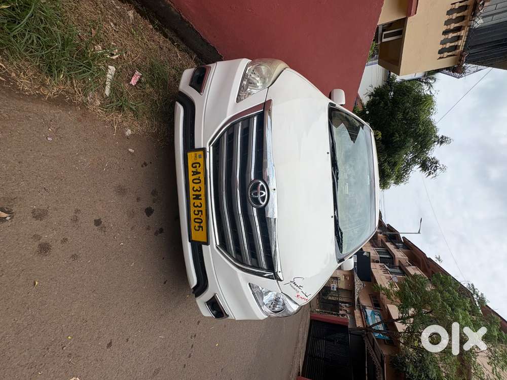 Toyota Innova 2014 Diesel Well Maintained