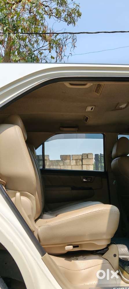 Toyota Fortuner 2011-2016 4x2 Manual, 2013, Diesel