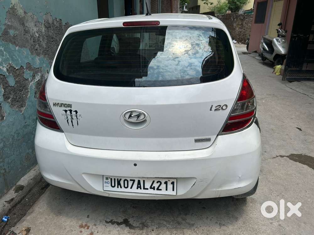 Hyundai I20 Sportz Petrol 2011