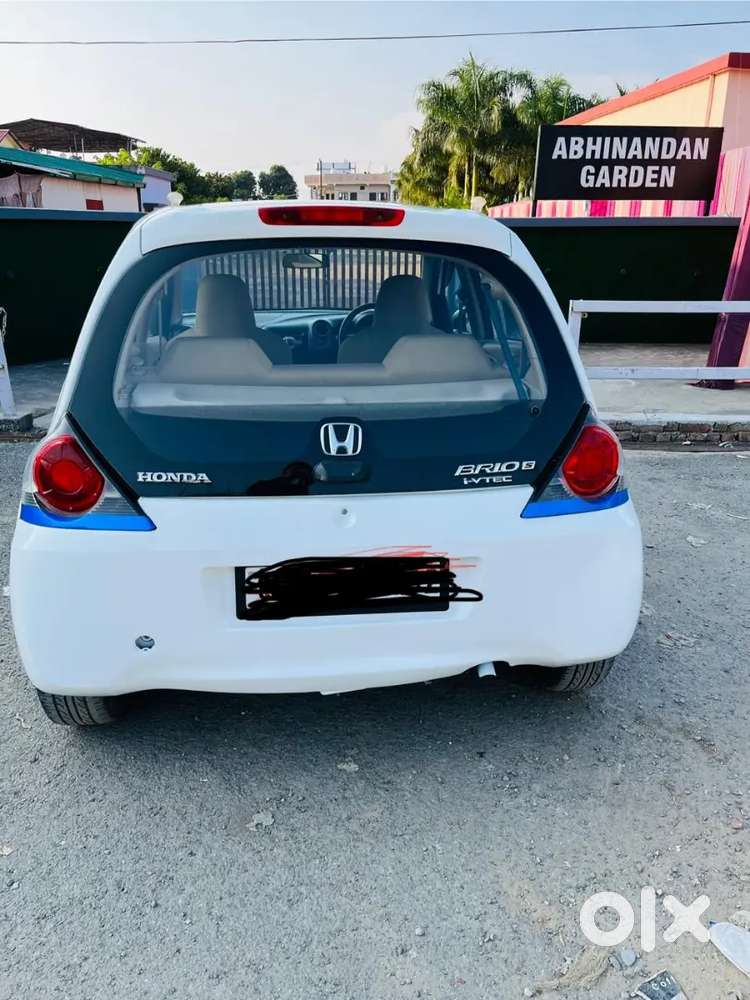 Honda Brio 2012 Petrol Well Maintained