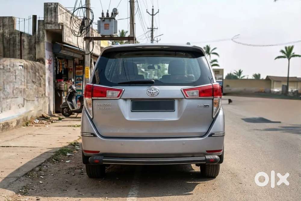 Toyota Innova Crysta 2017