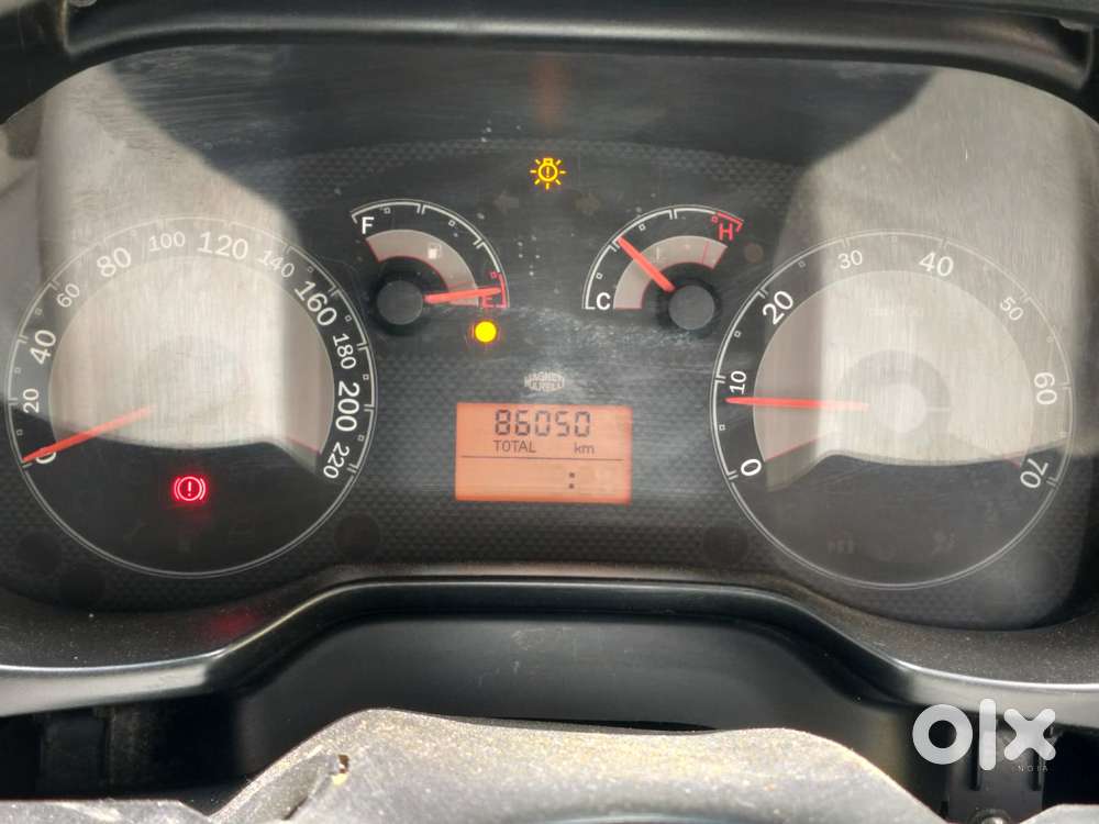 Fiat Linea 1.3 Active, 2016, Petrol