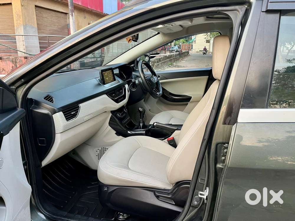 Tata Nexon Xz Plus Luxs, 2023, Petrol