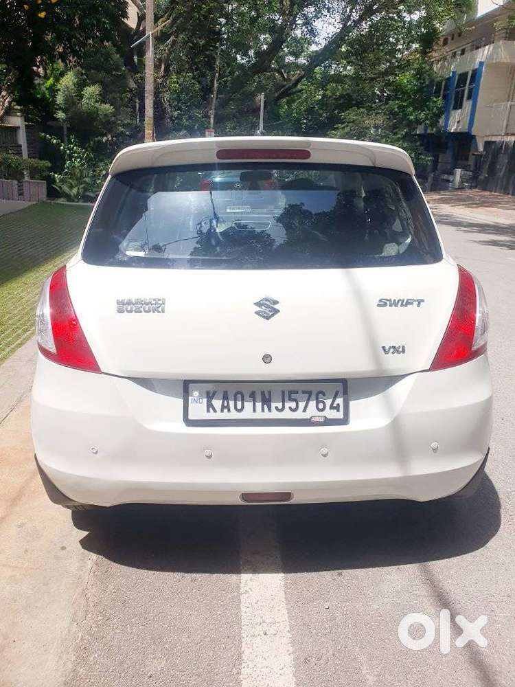 Maruti Suzuki Swift VXi + Manual, 2015, Petrol