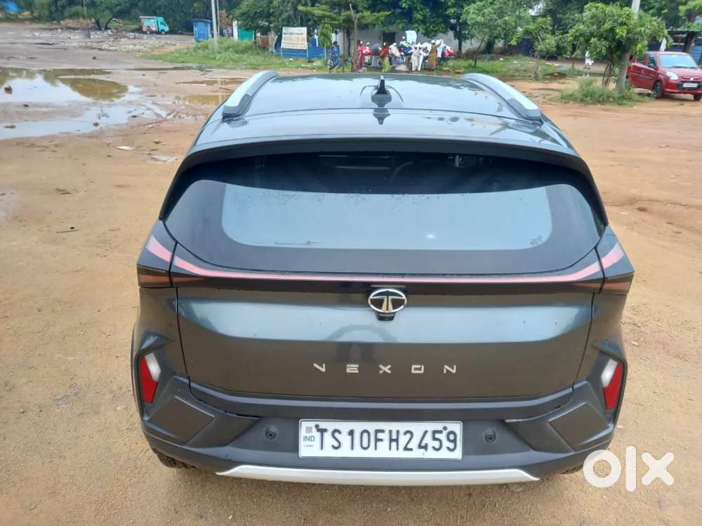 Tata Nexon Creative Plus 1.2 Revotron Petrol 7dca, 2023, Petrol