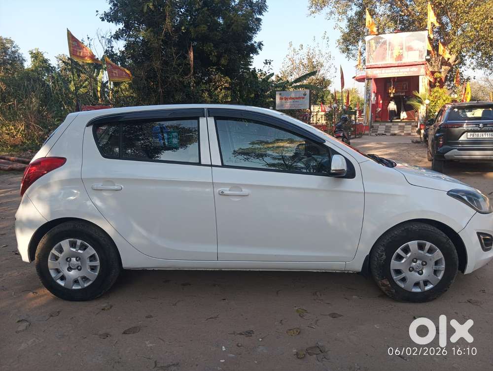 Hyundai I20 E 2014-2015 Magna 1.2, 2014, Petrol