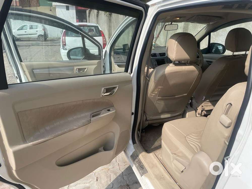 Maruti Suzuki Ertiga 2015 Petrol 30000 Km Driven