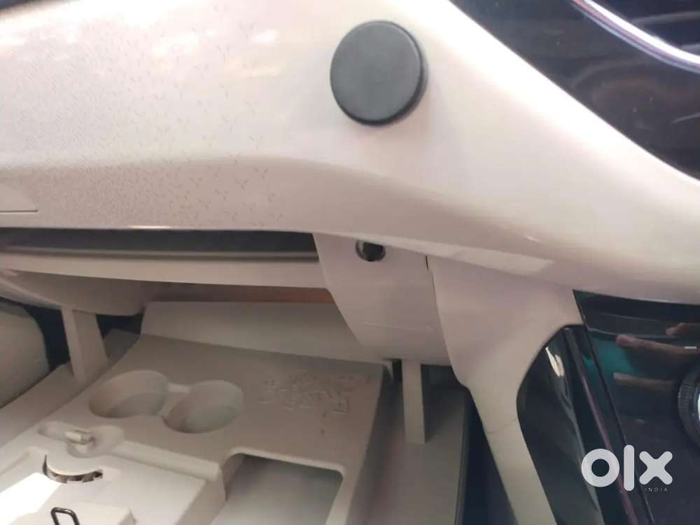 Tata Nexon Revotron 2022 Automatic With Skyroof (dd Passing)