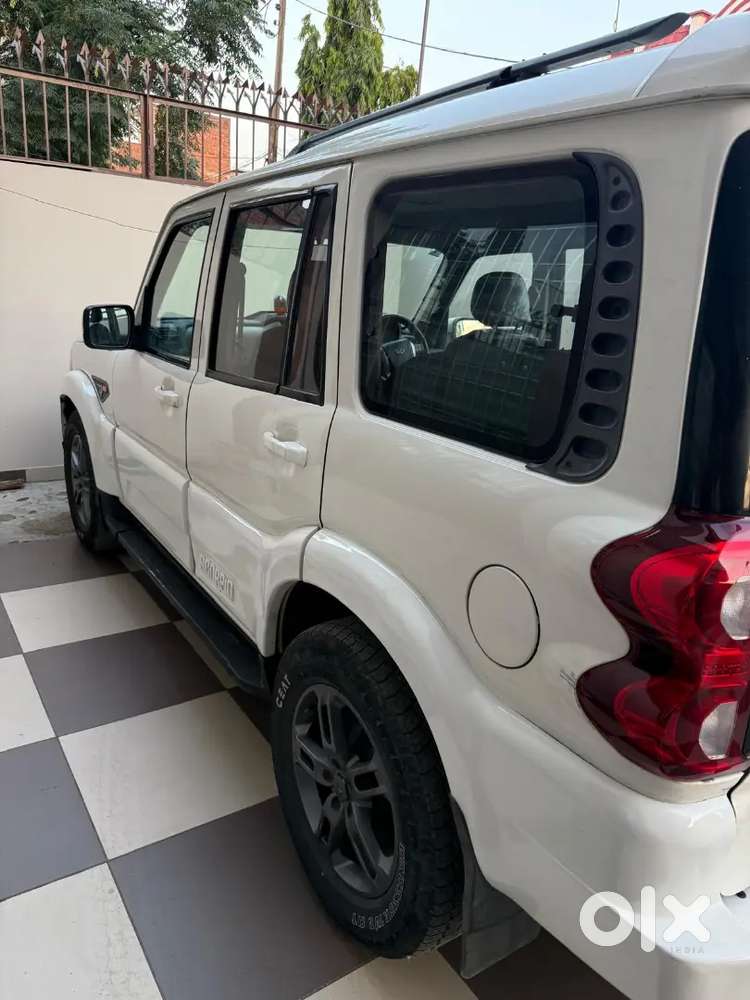 Mahindra Scorpio Classic 2017 Diesel Good Condition
