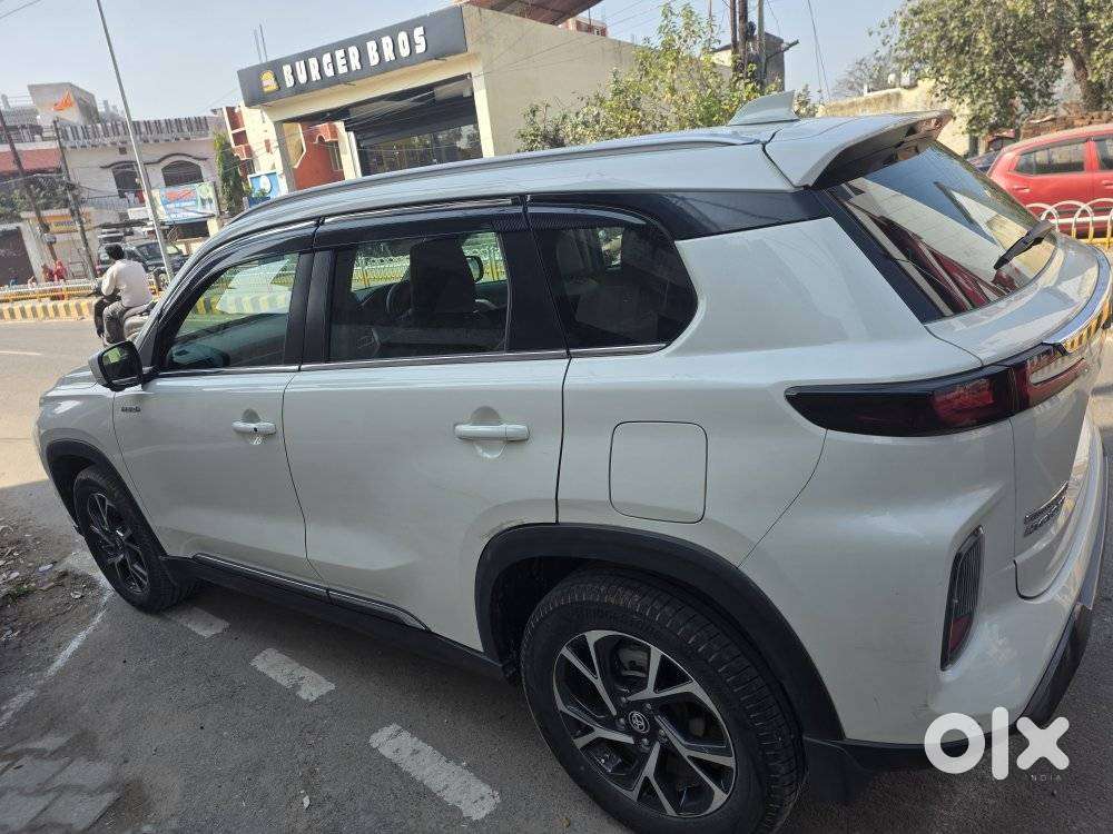 Toyota Urban Cruiser Hyryder V Hybrid Aero Edition, 2024, Petrol