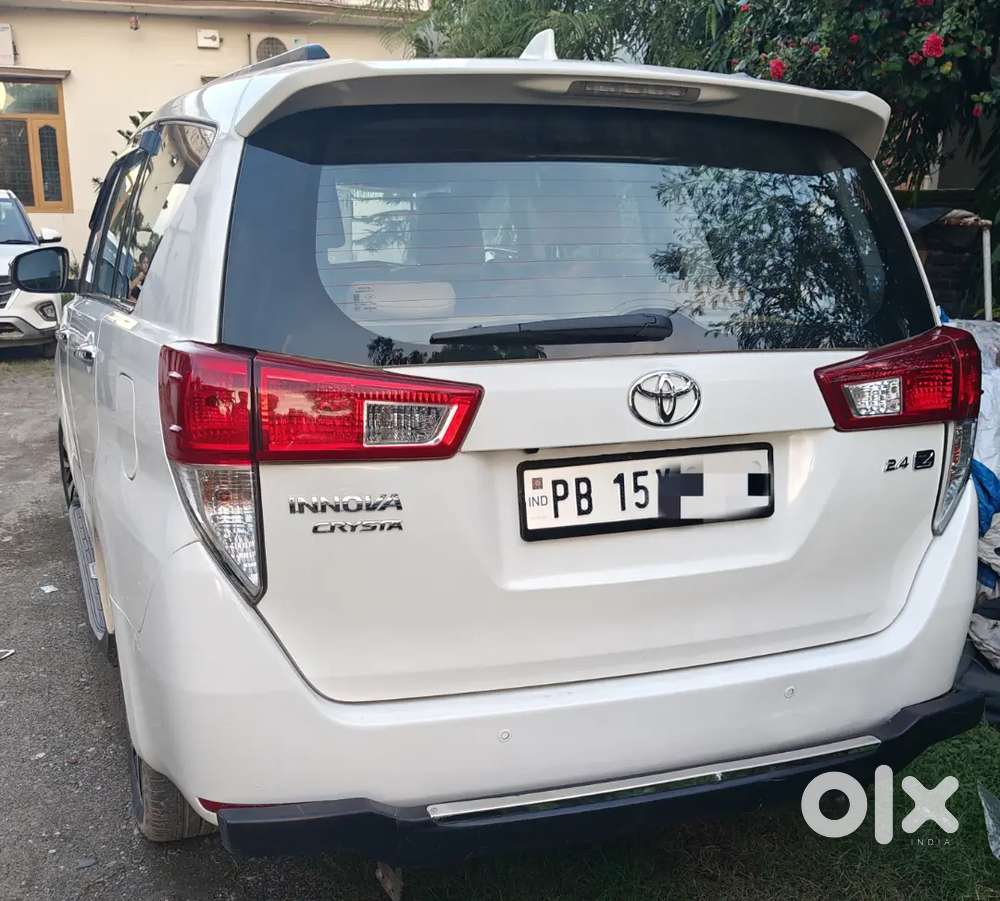 Toyota Innova Crysta 2023 Diesel Manual