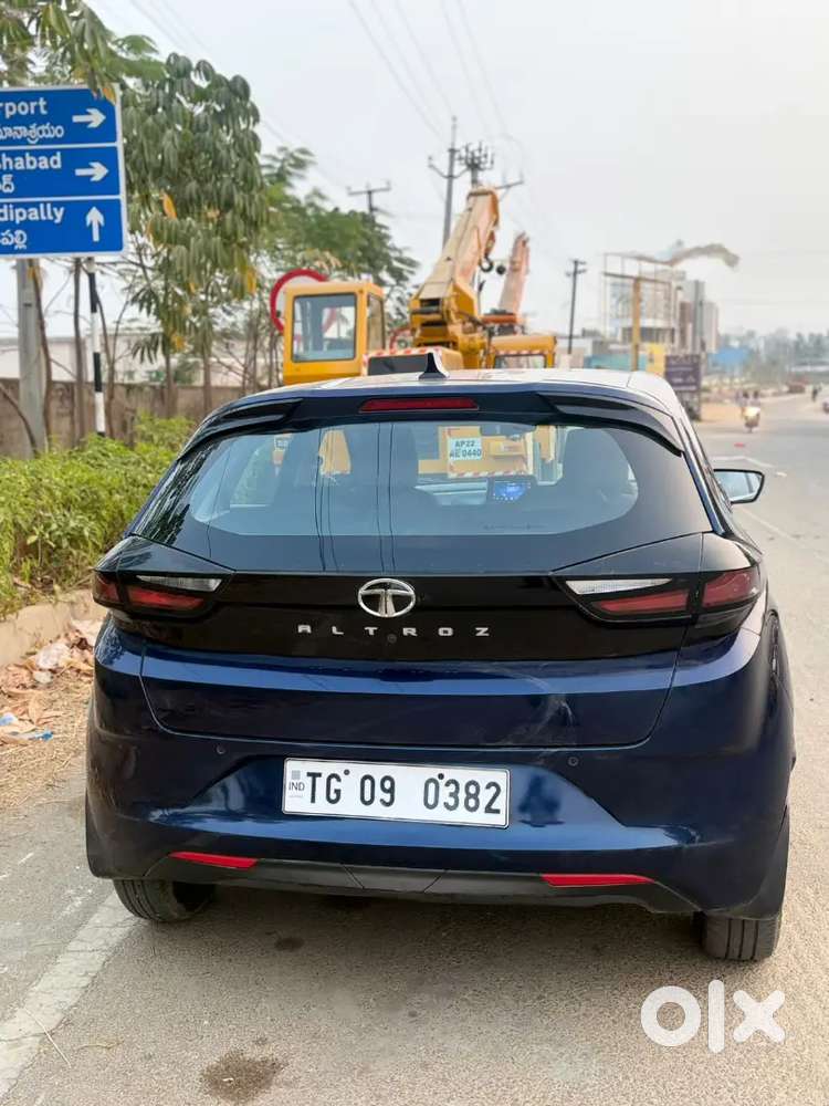 Tata Altroz 2024 Petrol Well Maintained