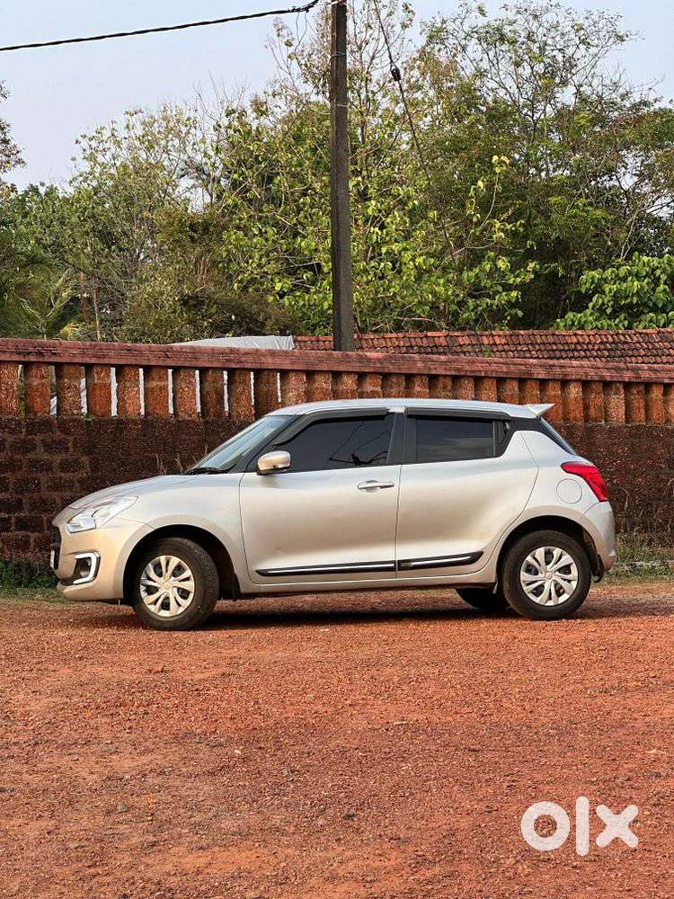 Maruti Suzuki Swift Vxi Optional, 2022, Petrol